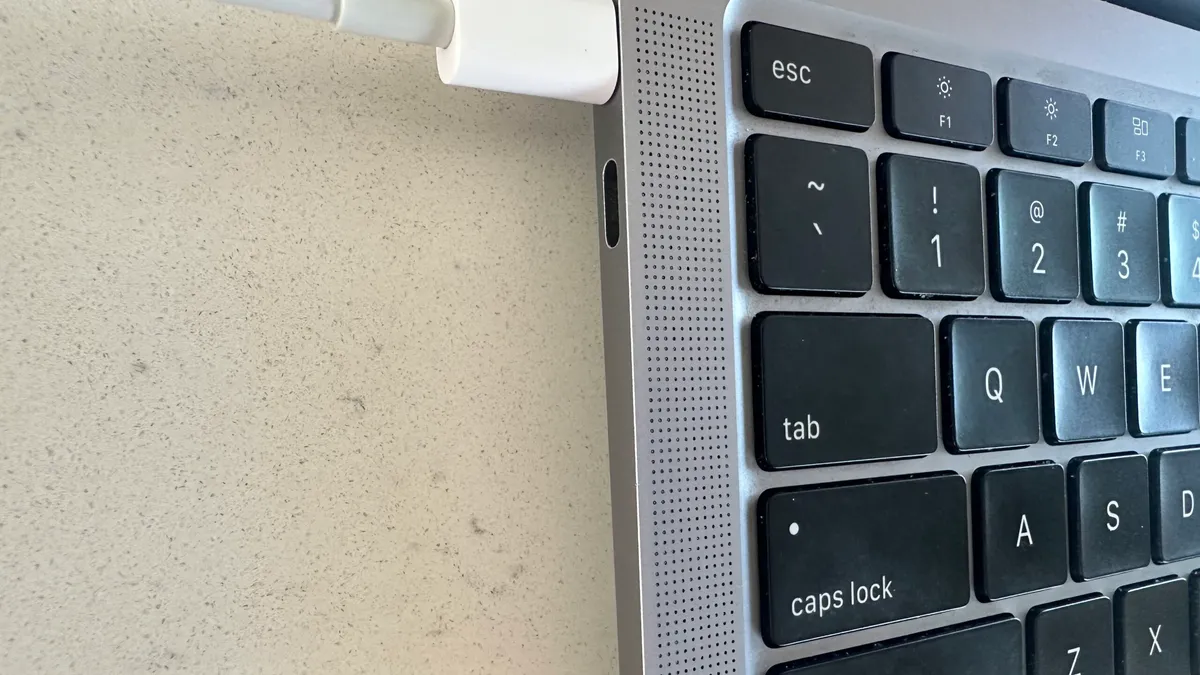 The USB-C Trap: Why Your Travel Photos Transfer So Slowly (and How to Fix It)