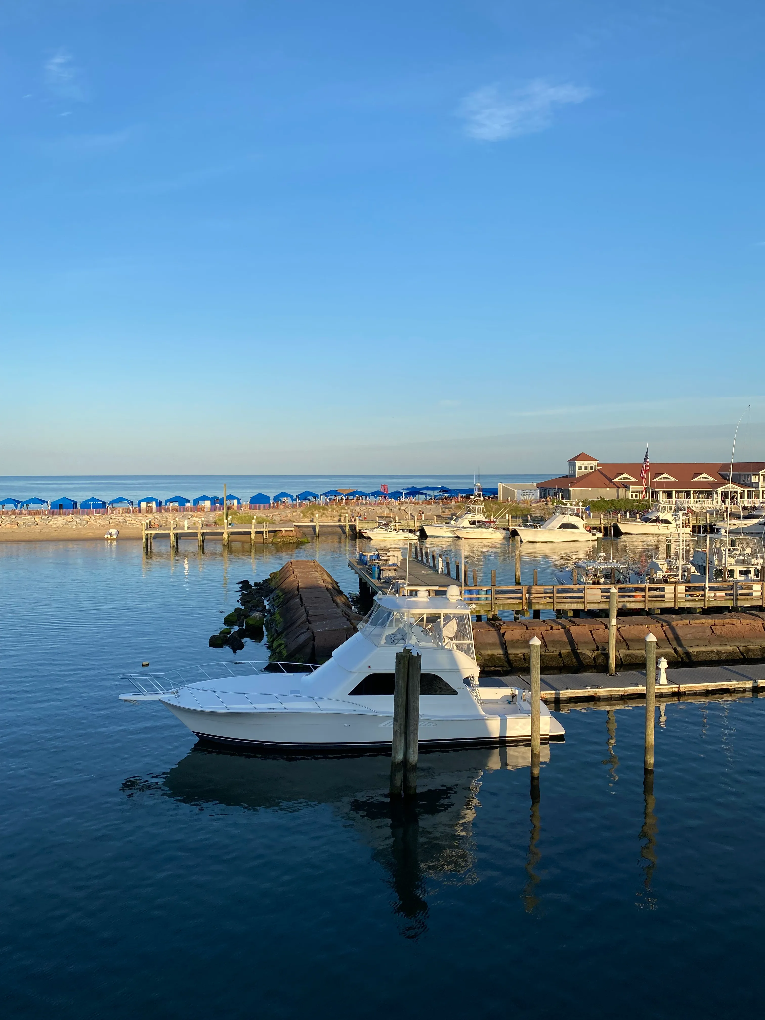 Docked boats at Marina Balards