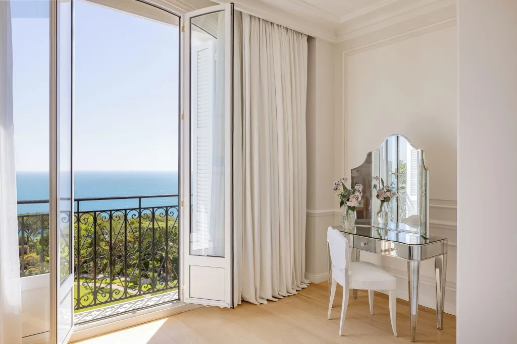 Grand-Hôtel du Cap-Ferrat, A Four Seasons Hotel; Source: Expedi
